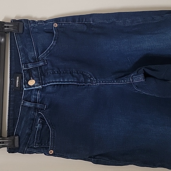 Express, Curvy Skinny, Size 2R, High-Waisted Jeans, Dark Wash, EUC - Picture 10 of 12